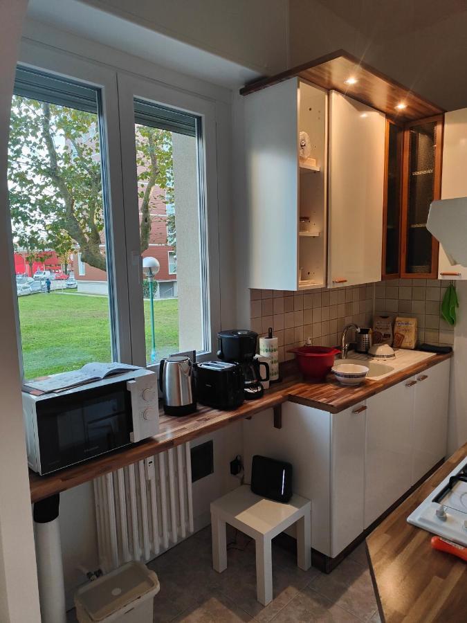 Elegante Bilocale A Milano Con Balcone Lejlighed Eksteriør billede