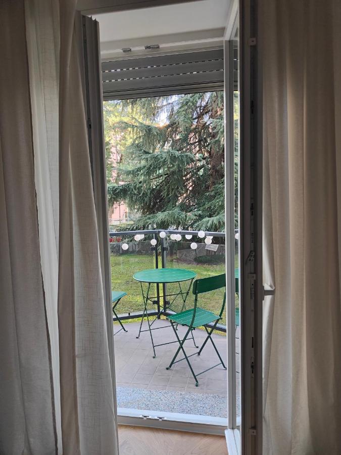 Elegante Bilocale A Milano Con Balcone Lejlighed Eksteriør billede